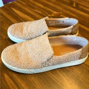 Toms Shoes Womens 8 Sunset Faux Shearling Slip On Beige Leather Comfort
